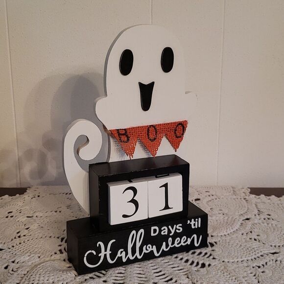 NWT Wooden Halloween Ghost Countdown Calendar Home Decor - Picture 2 of 4